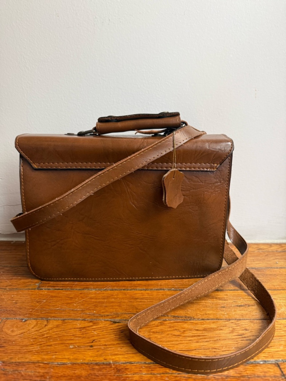 Vintage British Leather Satchel Cognac Brown Crossbody Messenger Bag Equestrian - Picture 7 of 7